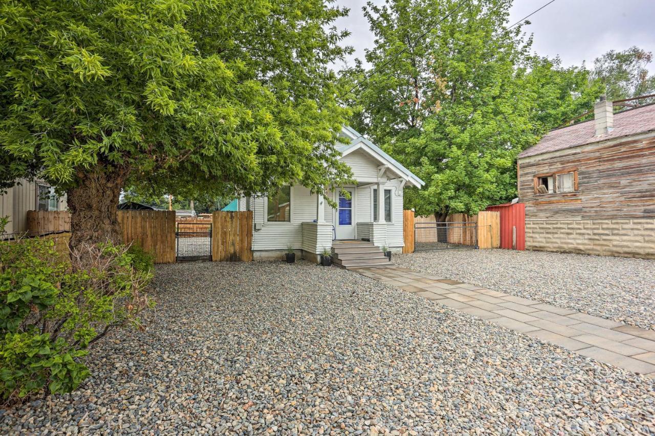 Pet-Friendly Baker City Escape With Private Yard! Bagian luar foto