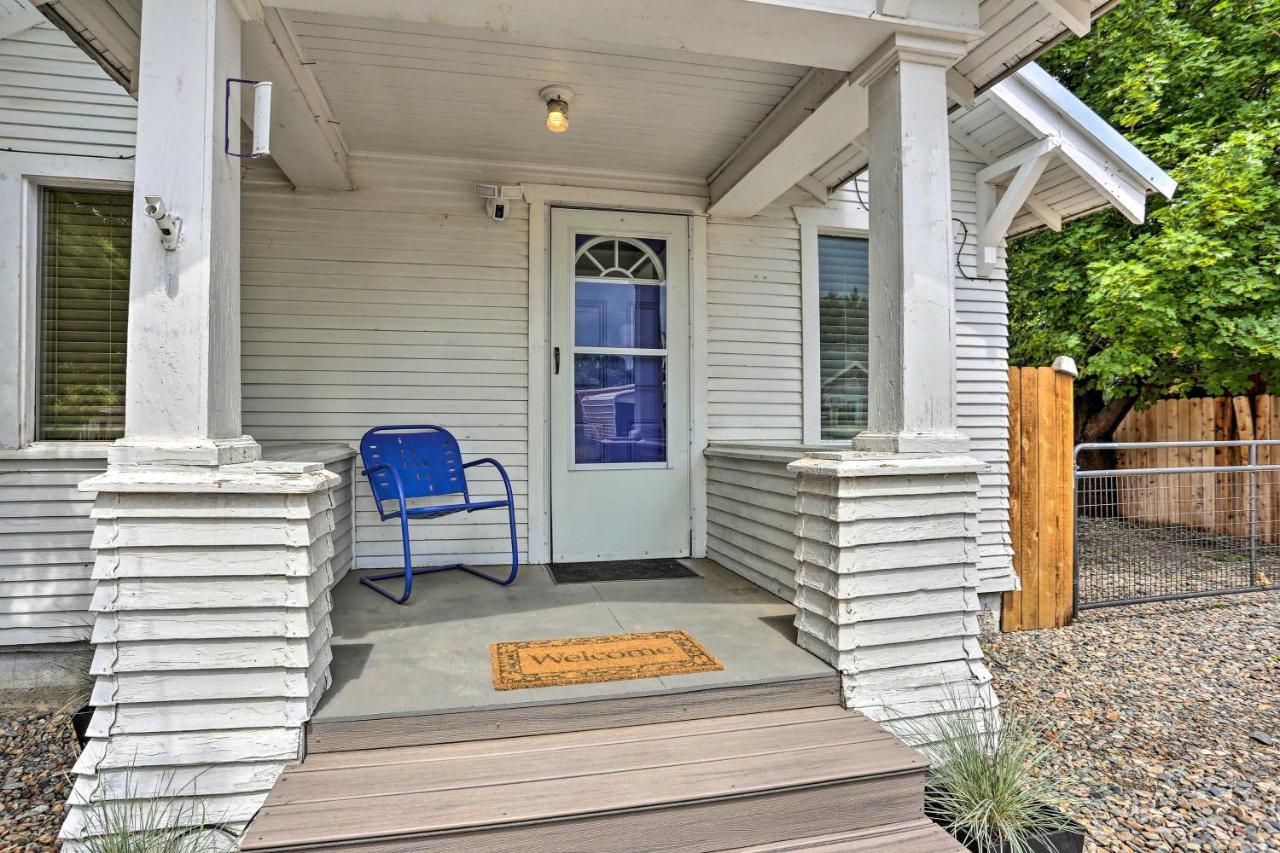Pet-Friendly Baker City Escape With Private Yard! Bagian luar foto